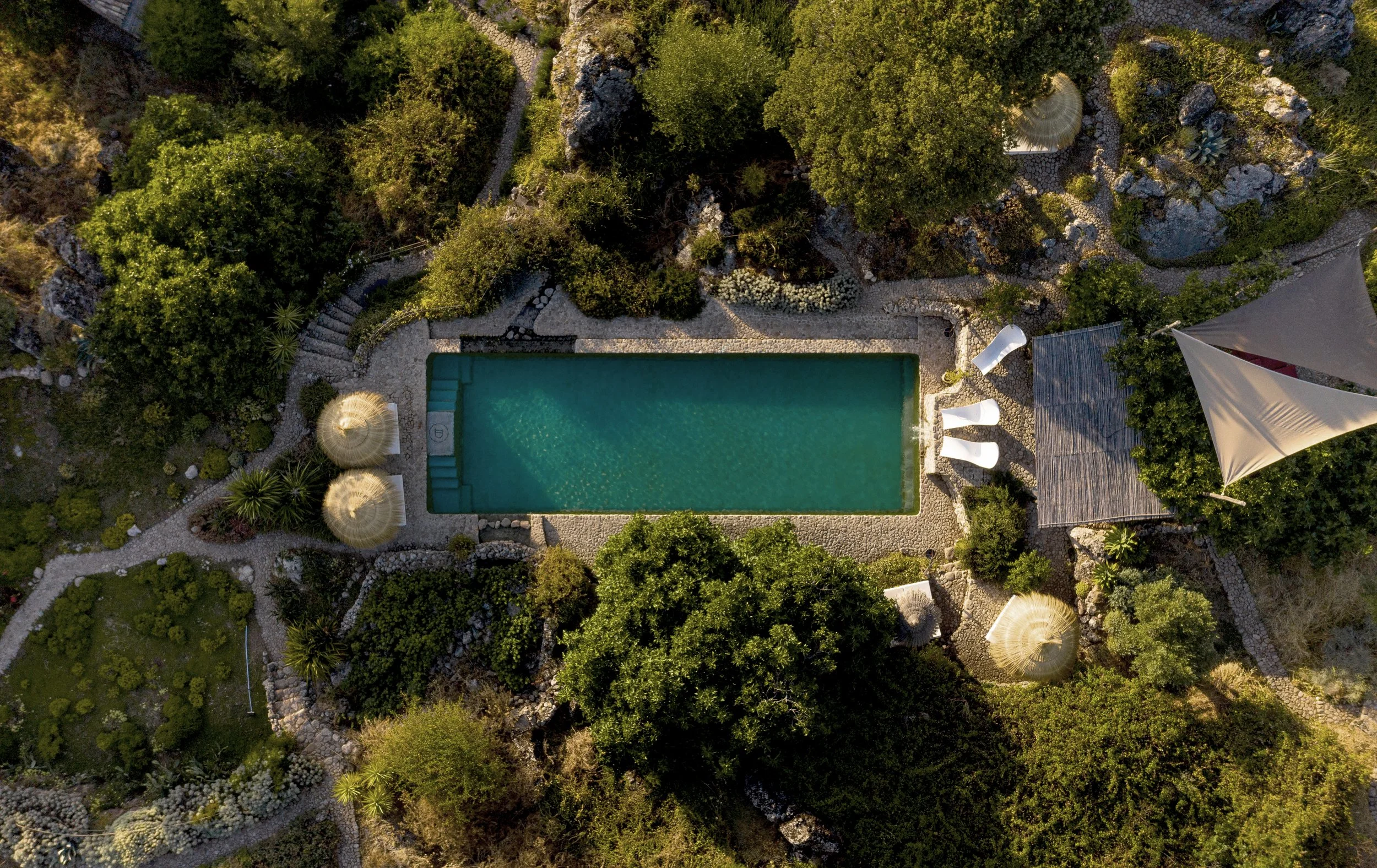 Resort setting representing a destination for corporate offsites